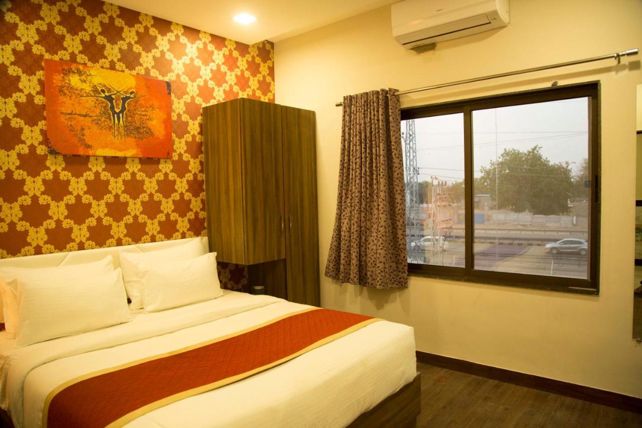 Hotel The Mewar Dabok ภายนอก รูปภาพ