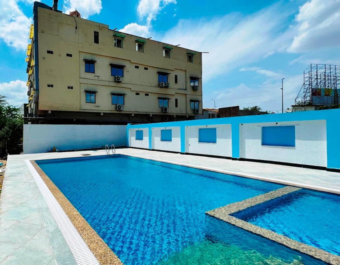 Hotel The Mewar Dabok ภายนอก รูปภาพ